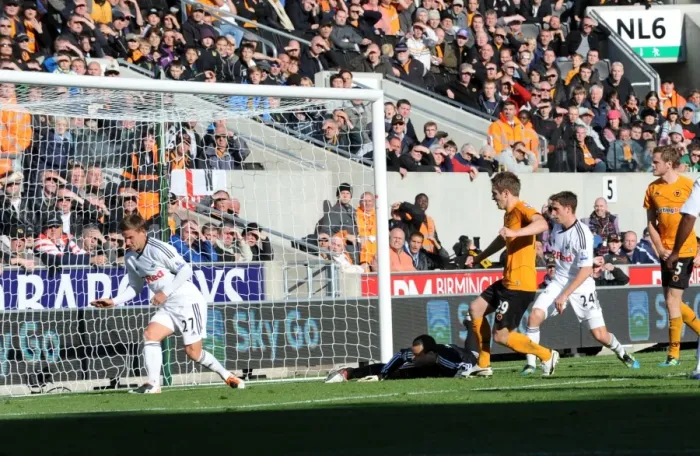 Framed Print : Kevin Doyle's Game-Changing Goal: Wolverhampton Wanderers 1-2 Swansea (Premier League) Framed Print : Kevin Doyle's Game-Changing Goal: Wolverhampton Wanderers 1-2 Swansea (Premier League)