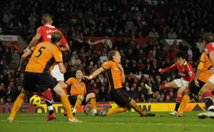 Framed Print : Manchester United Takes 2-1 Lead Over Wolverhampton Wanderers: Park Ji-Sung's Goal Framed Print : Manchester United Takes 2-1 Lead Over Wolverhampton Wanderers: Park Ji-Sung's Goal