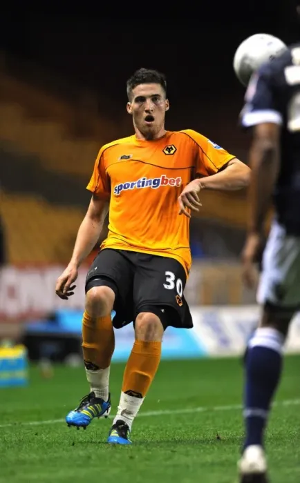 Framed Print : Matt Doherty's Showdown: Wolverhampton Wanderers vs Millwall in Carling Cup Third Round