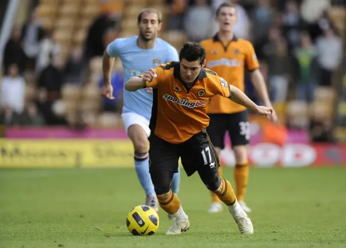 Framed Print : Matt Jarvis in Action: Wolverhampton Wanderers vs Manchester City - Barclays Premier League Showdown Framed Print : Matt Jarvis in Action: Wolverhampton Wanderers vs Manchester City - Barclays Premier League Showdown