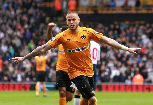 Michael Kightly's Strike: Wolves Opening Goal vs. Bolton Wanderers (Premier League, Molineux Stadium)
