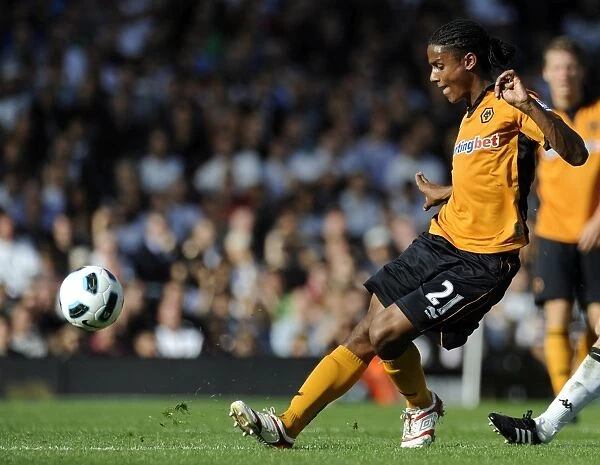 Michael Mancienne in Action: Wolverhampton Wanderers vs. Fulham, Barclays Premier League