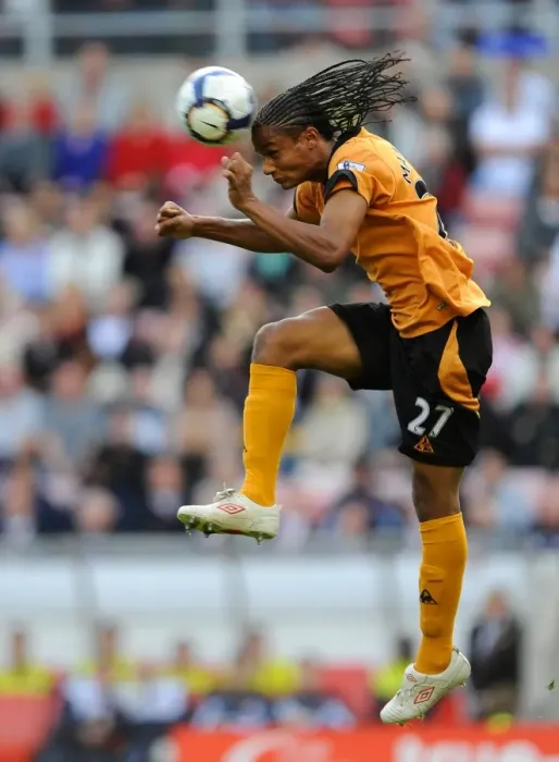 Framed Print : Michael Mancienne in Action: Wolverhampton Wanderers vs Sunderland, Premier League Showdown