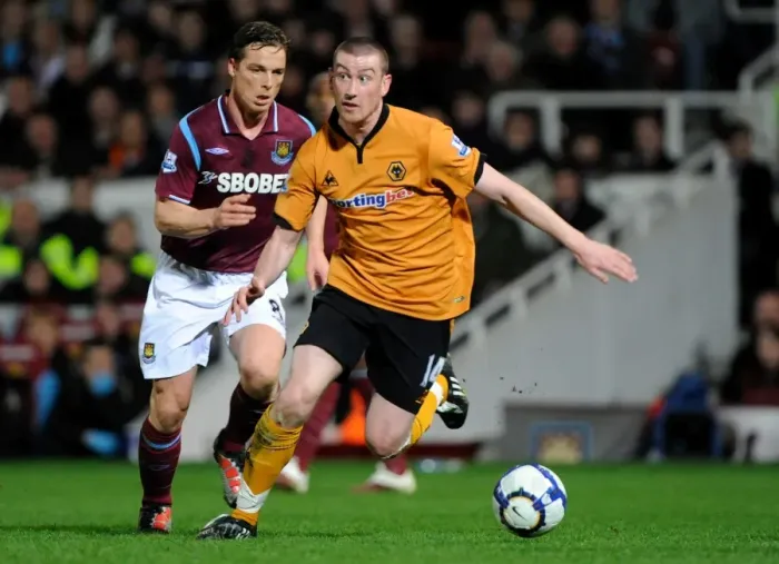 Framed Print : Midfield Showdown: Jones vs Parker - Wolverhampton Wanderers vs West Ham United