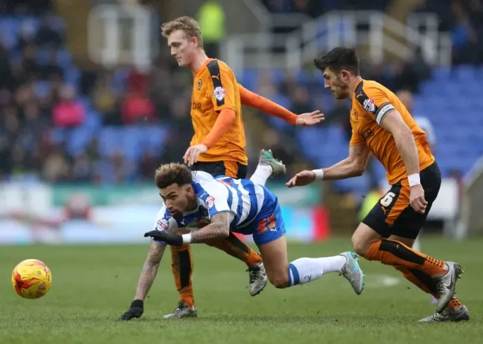 Framed Print : Sky Bet Championship - Reading v Wolves - Madejski Stadium Framed Print : Sky Bet Championship - Reading v Wolves - Madejski Stadium