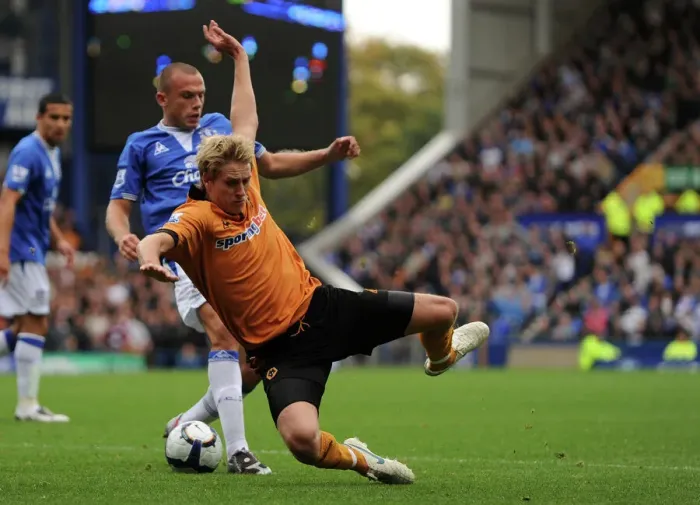 Framed Print : Soccer - Barclays Premier League - Everton v Wolverhampton Wanderers Framed Print : Soccer - Barclays Premier League - Everton v Wolverhampton Wanderers