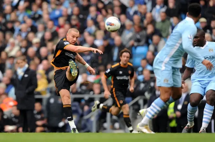 Framed Print : SOCCER - Barclays Premier League - Manchester City v Wolverhampton Wanderers Framed Print : SOCCER - Barclays Premier League - Manchester City v Wolverhampton Wanderers