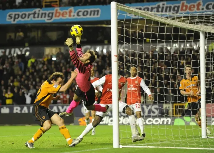 Framed Print : Soccer - Barclays Premier League - Wolverhampton Wanderers v Arsenal