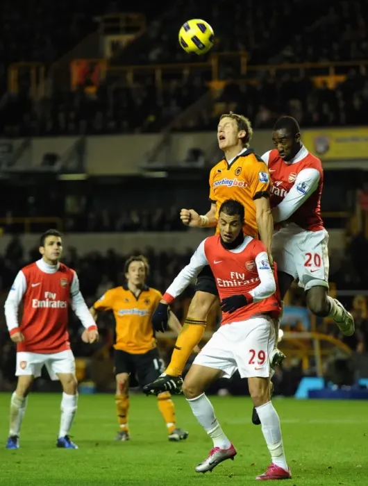Framed Print : Soccer - Barclays Premier League - Wolverhampton Wanderers v Arsenal Framed Print : Soccer - Barclays Premier League - Wolverhampton Wanderers v Arsenal
