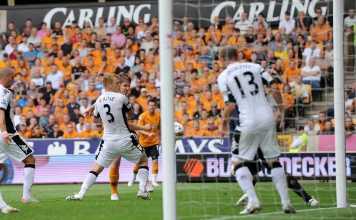 Framed Print : SOCCER - Barclays Premier League - Wolverhampton Wanderers v Fulham