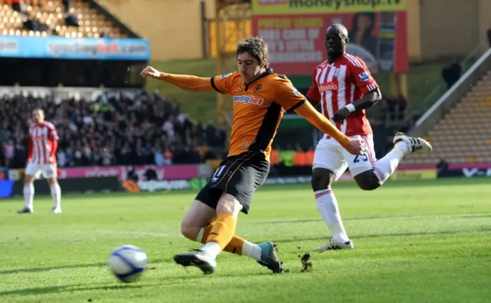Framed Print : Soccer -FA CUP Round Four - Wolverhampton Wanderers v Stoke