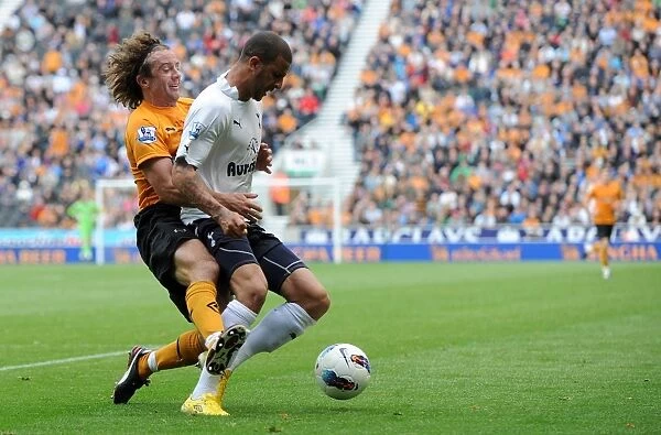 Stephen Hunt's Shocking Rugby-Style Tackle on Kyle Walker: Wolverhampton Wanderers vs. Tottenham Hotspur