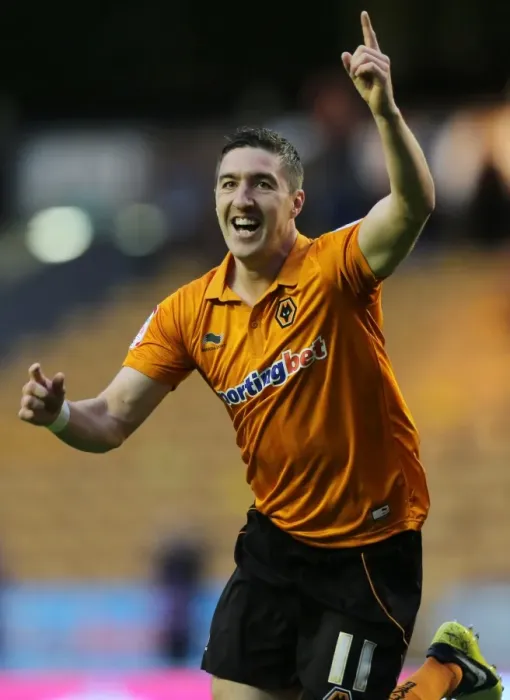 Framed Print : Stephen Ward Scores the Opener: Wolverhampton Wanderers vs Barnsley in Championship Framed Print : Stephen Ward Scores the Opener: Wolverhampton Wanderers vs Barnsley in Championship