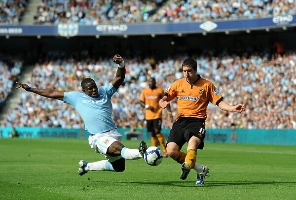 Stephen Ward vs Micah Richards: A Premier League Battle at Manchester City Stadium, 2009