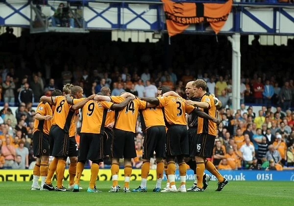 United in Focus: Wolverhampton Wanderers Huddle before Everton Clash, Barclays League