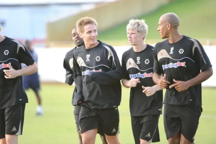 Framed Print : Wolverhampton Wanderers: 2009 Pre-Season Training in Australia Framed Print : Wolverhampton Wanderers: 2009 Pre-Season Training in Australia