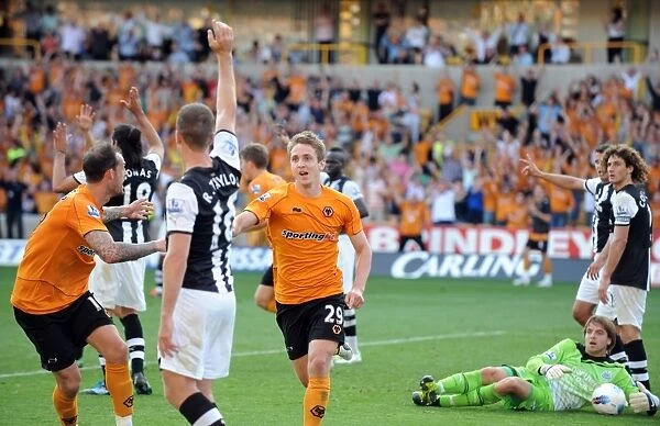 Wolverhampton Wanderers: Kevin Doyle's Controversial Disallowed Goal vs. Newcastle United (Premier League Soccer)