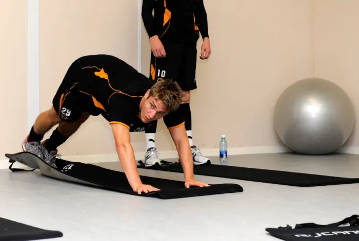 Framed Print : Wolverhampton Wanderers: Kevin Doyle's Intense Weights Training during Pre-Season in Ireland