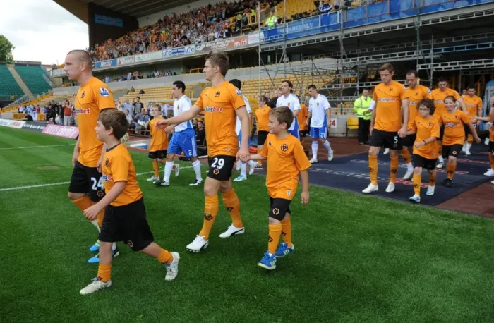Framed Print : Wolverhampton Wanderers: Mascots in Action - Wolves vs Real Zaragoza Framed Print : Wolverhampton Wanderers: Mascots in Action - Wolves vs Real Zaragoza