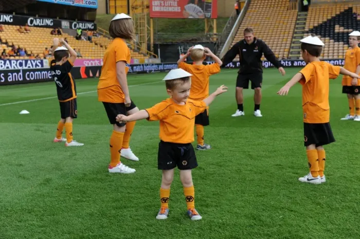 Framed Print : Wolverhampton Wanderers: Matchday Mascots Pre-Game Training - Wolves vs. Real Zaragoza Framed Print : Wolverhampton Wanderers: Matchday Mascots Pre-Game Training - Wolves vs. Real Zaragoza