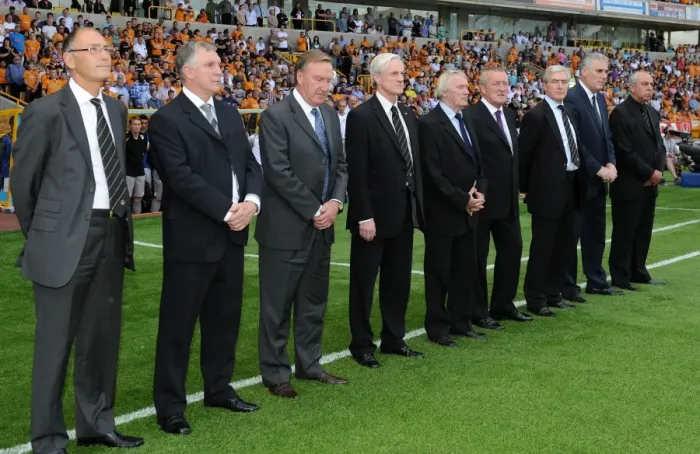 Framed Print : Wolverhampton Wanderers Pay Tribute to Late Frank Munro during Wolves vs Fulham (Barclays Premier League) Framed Print : Wolverhampton Wanderers Pay Tribute to Late Frank Munro during Wolves vs Fulham (Barclays Premier League)