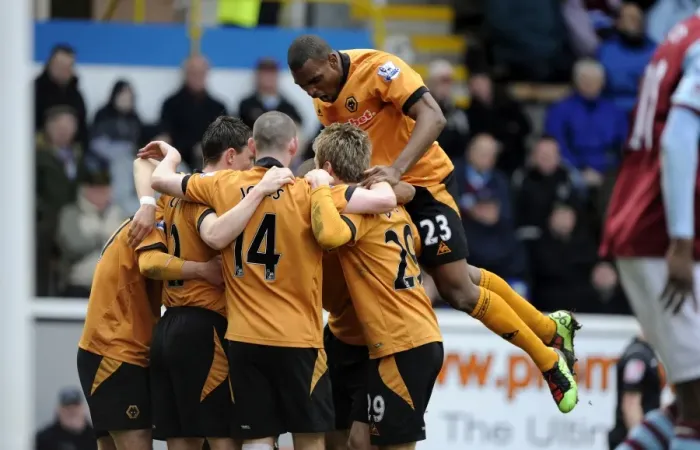 Framed Print : Wolverhampton Wanderers: Ronald Zubar and Matt Jarvis Celebrate Jarvis Goal Against Burnley (0-1) Framed Print : Wolverhampton Wanderers: Ronald Zubar and Matt Jarvis Celebrate Jarvis Goal Against Burnley (0-1)