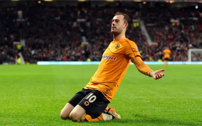 Framed Print : Wolverhampton Wanderers Stun Manchester United: Steven Fletcher's Dramatic 2-1 Goal in Premier League Framed Print : Wolverhampton Wanderers Stun Manchester United: Steven Fletcher's Dramatic 2-1 Goal in Premier League