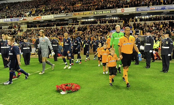 Wolverhampton Wanderers vs. Arsenal: A Mascot Showdown - Premier League Battle