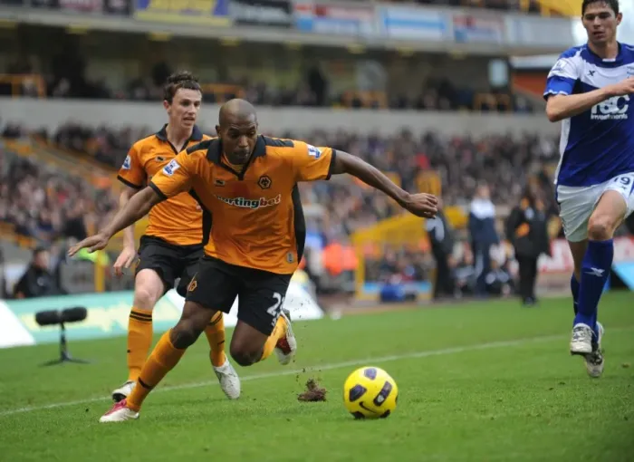 Framed Print : Wolverhampton Wanderers vs Birmingham City: Ronald Zubar in Action - Premier League Rivalry Framed Print : Wolverhampton Wanderers vs Birmingham City: Ronald Zubar in Action - Premier League Rivalry