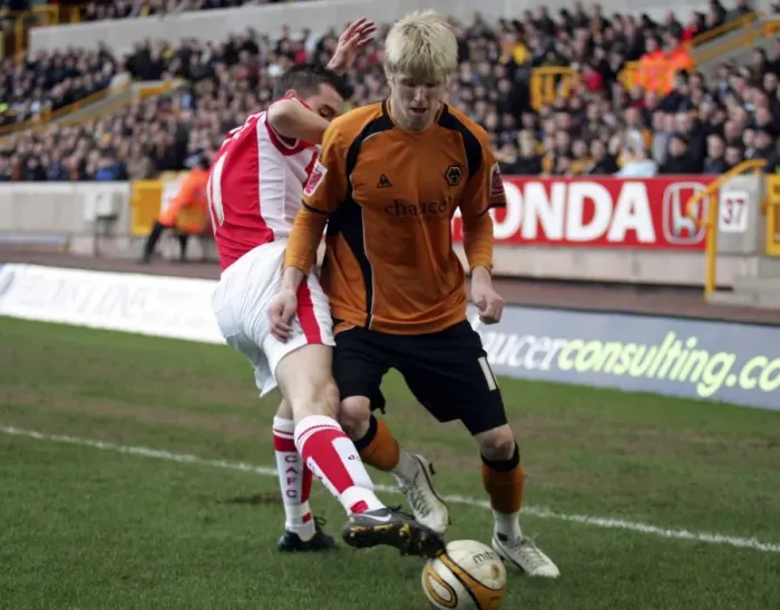 Framed Print : Wolverhampton Wanderers vs Charlton Athletic: Andrew Keogh in Action - Championship Clash at Molineux (March 14, 2009)