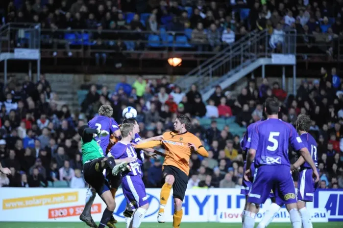 Framed Print : Wolverhampton Wanderers vs. Perth Glory: 2009 Pre-Season Match Framed Print : Wolverhampton Wanderers vs. Perth Glory: 2009 Pre-Season Match