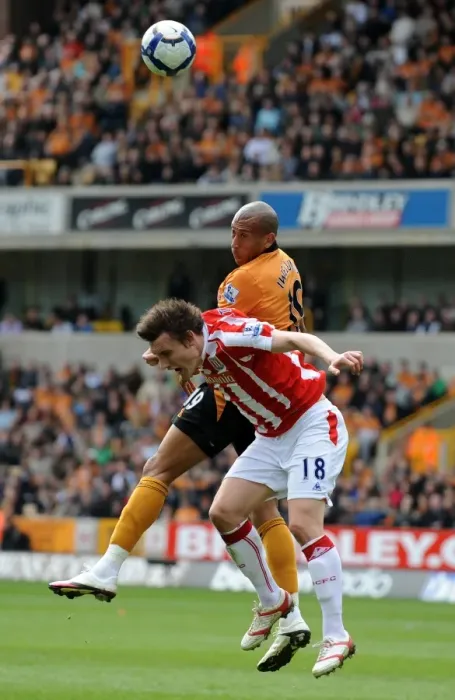 Framed Print : Wolverhampton Wanderers vs Stoke City Showdown: Iwelumo vs Whitehead (April 11, 2010) - Premier League Battle