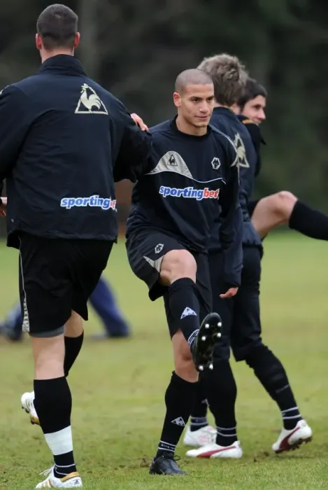 Framed Print : Wolverhampton Wanderers Welcome Adlene Guedioura: New Premier League Signing Framed Print : Wolverhampton Wanderers Welcome Adlene Guedioura: New Premier League Signing