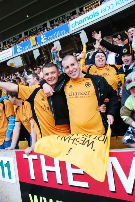Framed Print : Wolves: 08-09 Championship Win - Celebrating the Title