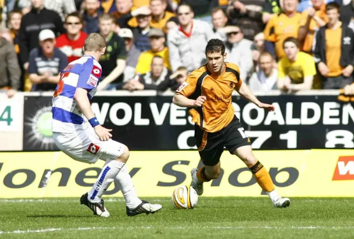 Framed Print : Wolves vs QPR: Clash at Molineux (18.04.2009)