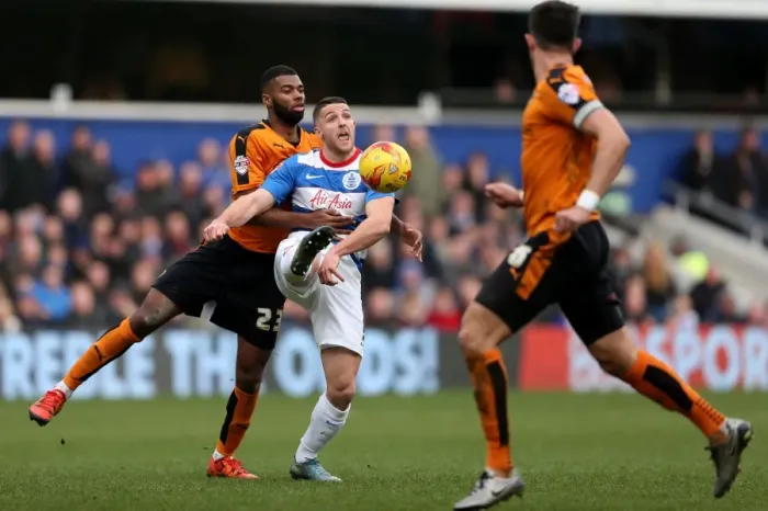 Framed Print : Wolves vs QPR: Intense Battle for the Ball - Conor Washington vs Ethan Ebanks-Landell Framed Print : Wolves vs QPR: Intense Battle for the Ball - Conor Washington vs Ethan Ebanks-Landell