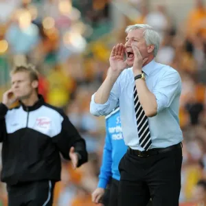 Alan Pardew vs Wolverhampton Wanderers: A Clash of Coaches (Wolves vs Newcastle United)