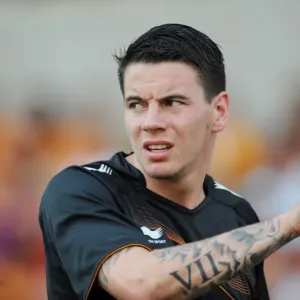 Barclays Premier League Showdown: Hammill's Action-Packed Performance - Wolves vs Newcastle United