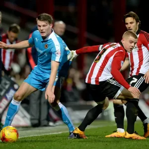 Sky Bet Championship Prints: Sky Bet Championship - Brentford V Wolves - Griffin Park