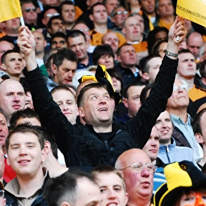 Celebrating Glory: Wolverhampton Wanderers 08-09 Championship Title Win - A Season to Remember