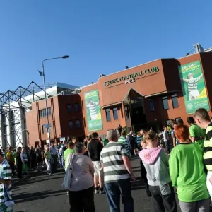 Celtic Park Showdown: Celtic vs. Wolverhampton Wanderers (Pre-Season Clash) Celtic Park Showdown: Celtic vs. Wolverhampton Wanderers (Pre-Season Clash)