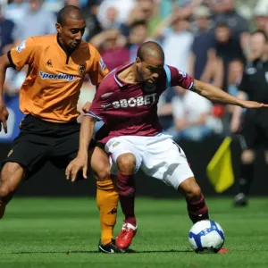 Clash at Molineux: Wolves vs. West Ham United - Henry vs. Dyer: A Premier League Battle Clash at Molineux: Wolves vs. West Ham United - Henry vs. Dyer: A Premier League Battle