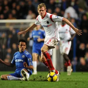 Clash of Titans: Chelsea vs. Wolverhampton Wanderers - Premier League Soccer Showdown: Stearman vs. Belletti Clash of Titans: Chelsea vs. Wolverhampton Wanderers - Premier League Soccer Showdown: Stearman vs. Belletti