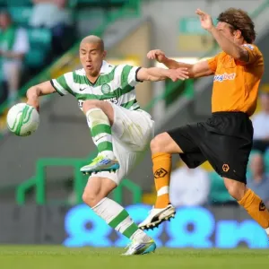 Clash of Titans: Stephen Hunt vs Cha Du-Ri - A Football Showdown: Celtic vs Wolverhampton Wanderers Clash of Titans: Stephen Hunt vs Cha Du-Ri - A Football Showdown: Celtic vs Wolverhampton Wanderers