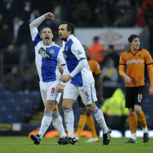David Dunn's Stunner: Blackburn Rovers Edge Ahead 1-0 Against Wolverhampton Wanderers (Barclays League) David Dunn's Stunner: Blackburn Rovers Edge Ahead 1-0 Against Wolverhampton Wanderers (Barclays League)