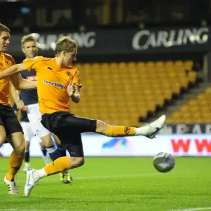 David Edwards Scores the Opener: Wolverhampton Wanderers Lead Millwall in Carling Cup Third Round David Edwards Scores the Opener: Wolverhampton Wanderers Lead Millwall in Carling Cup Third Round