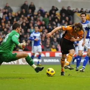 Determined Shot: Stephen Hunt Goes for Glory against Birmingham City (Wolverhampton Wanderers in Barclays Premier League)