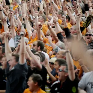 Season 2012-13 Prints: Fans