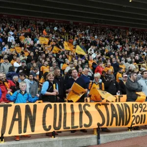 Last Game in the Legendary Stan Cullis Stand: Wolverhampton Wanderers vs. Blackburn Rovers, Premier League Soccer (Wolves vs. Blackburn Rovers - Farewell to the Stan Cullis Stand) Last Game in the Legendary Stan Cullis Stand: Wolverhampton Wanderers vs. Blackburn Rovers, Premier League Soccer (Wolves vs. Blackburn Rovers - Farewell to the Stan Cullis Stand)