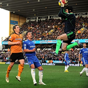 Intense Rivalry: Kevin Doyle and John Terry's Vigil Over Petr Cech during Wolverhampton Wanderers vs Chelsea